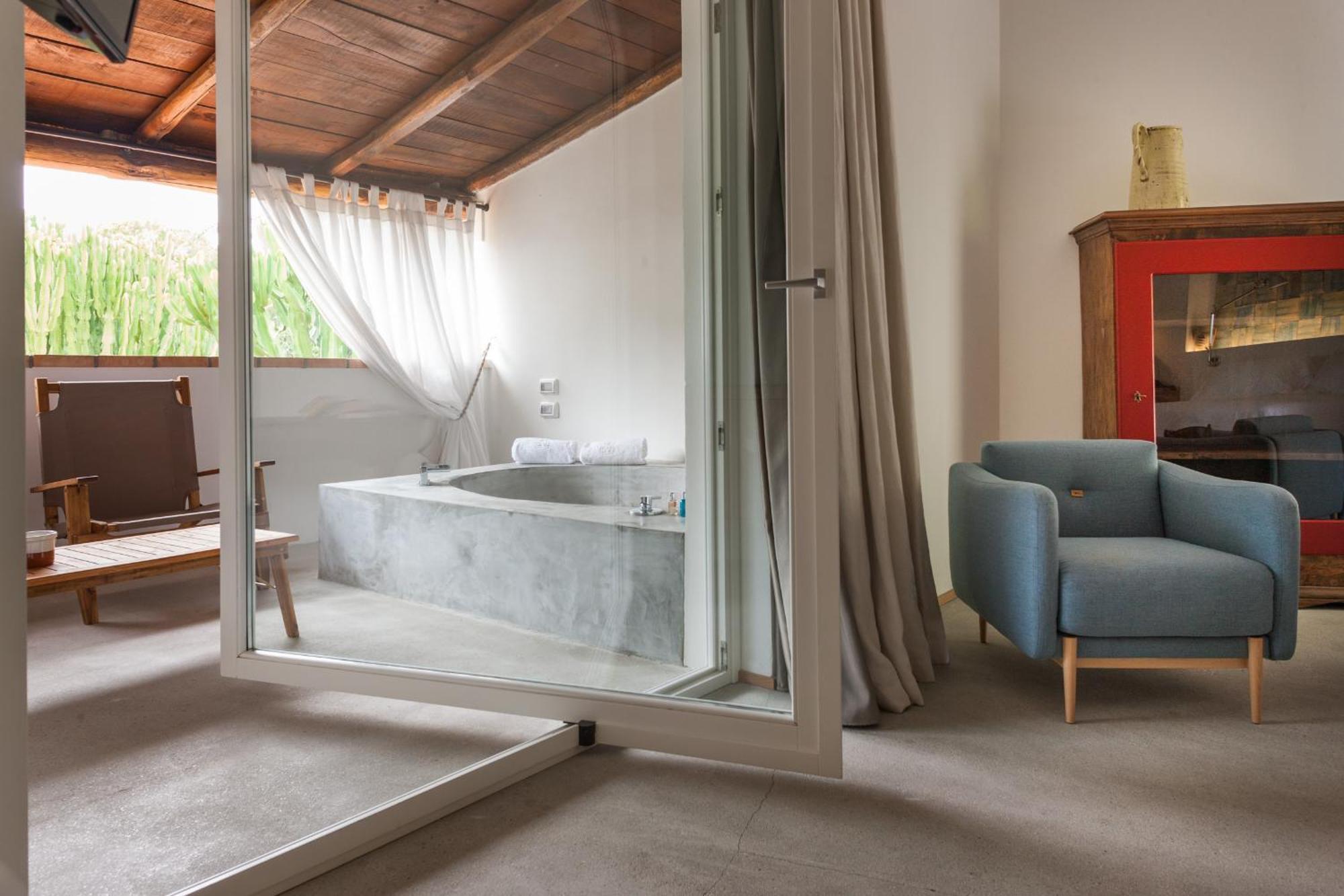 Praia Art Resort - Small Luxury Hotels Of The World (Adults Only) Le Castella  Εξωτερικό φωτογραφία